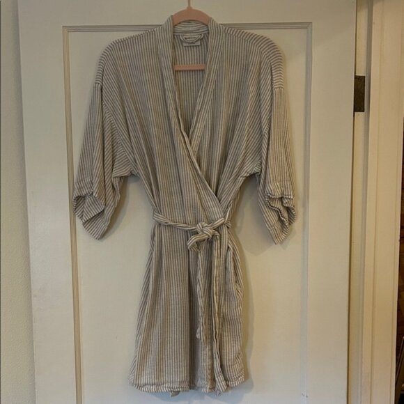 Magnolia Striped Cream Robe - Picture 1 of 6